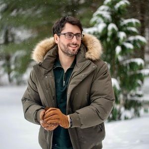 Meet your Posher, Nick